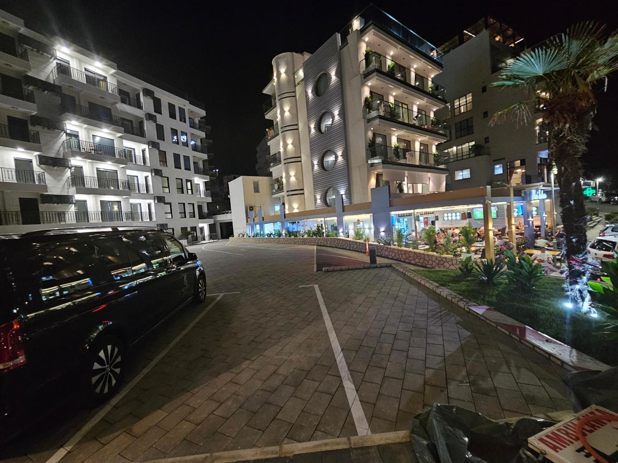 Vienna Luxury Apartments Dobrá Voda Exterior foto